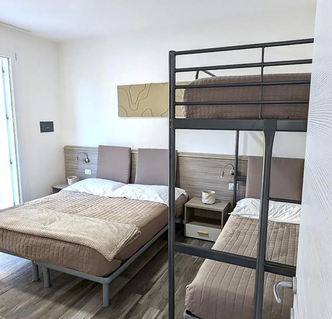 Hébergement de vacances Green Village Appartamento 400Mt Da Pzza Mazzini Jesolo Italie